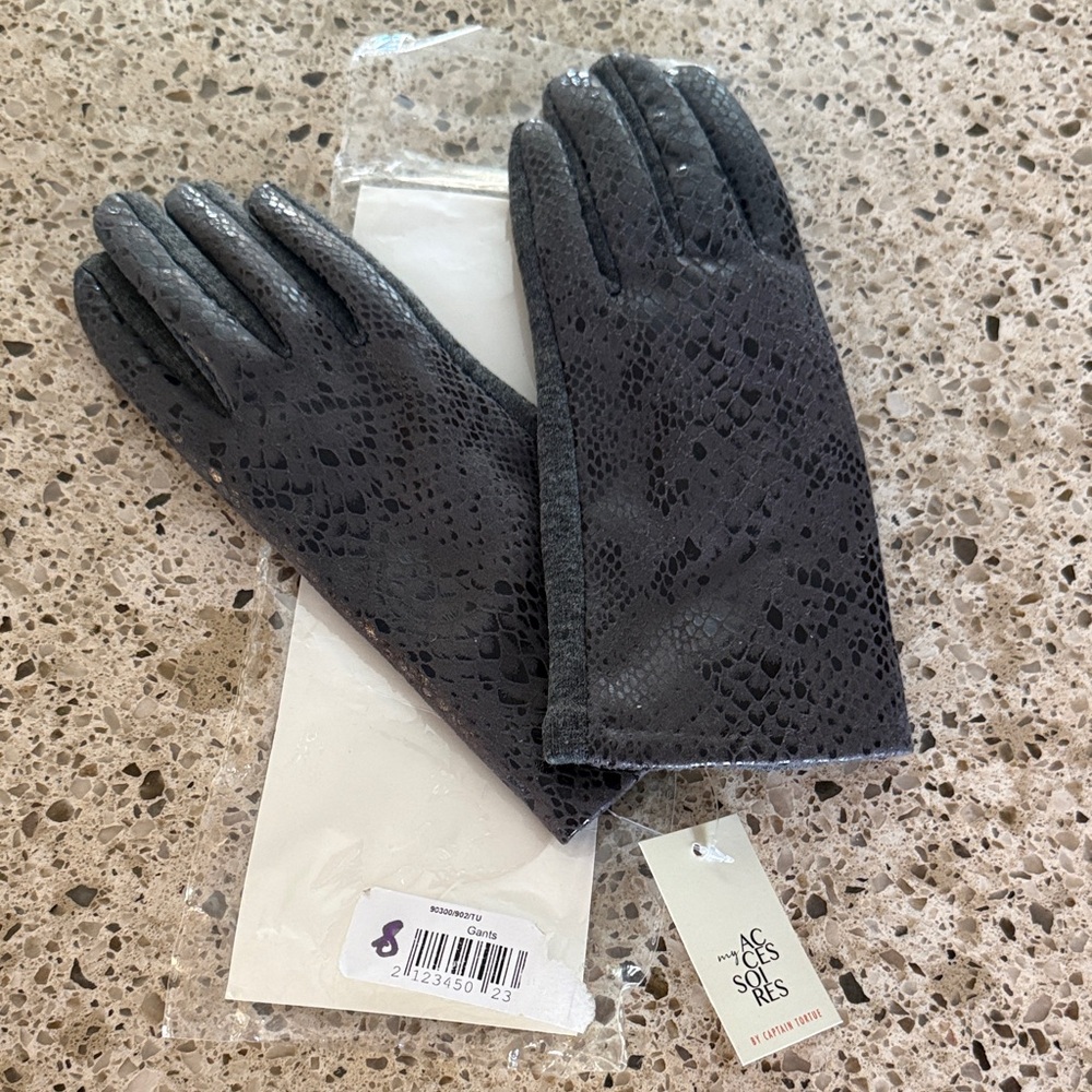 Captain Torque Grey Elegant Snake Print Gloves Fleece Lined